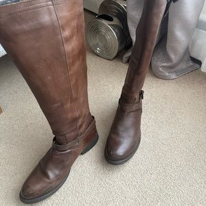 Steve Madden , women’s brown with red zipper riding boots, size 9